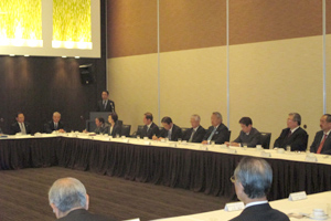 決算理事会が行われました。