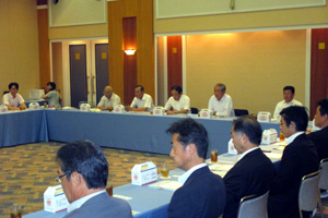 会員増強・福利厚生・マイナンバー制度について話し合いました。