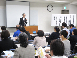 決算法人説明会