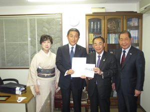 大家衆議院議員へ令和3年度の税制改正要望書を提出