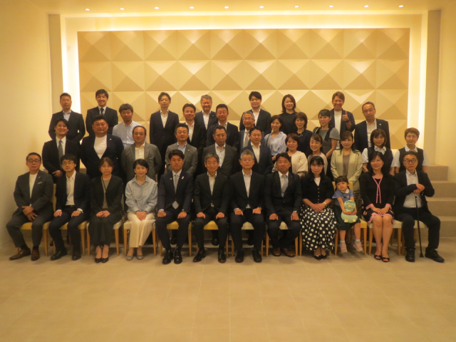 報告会集合写真