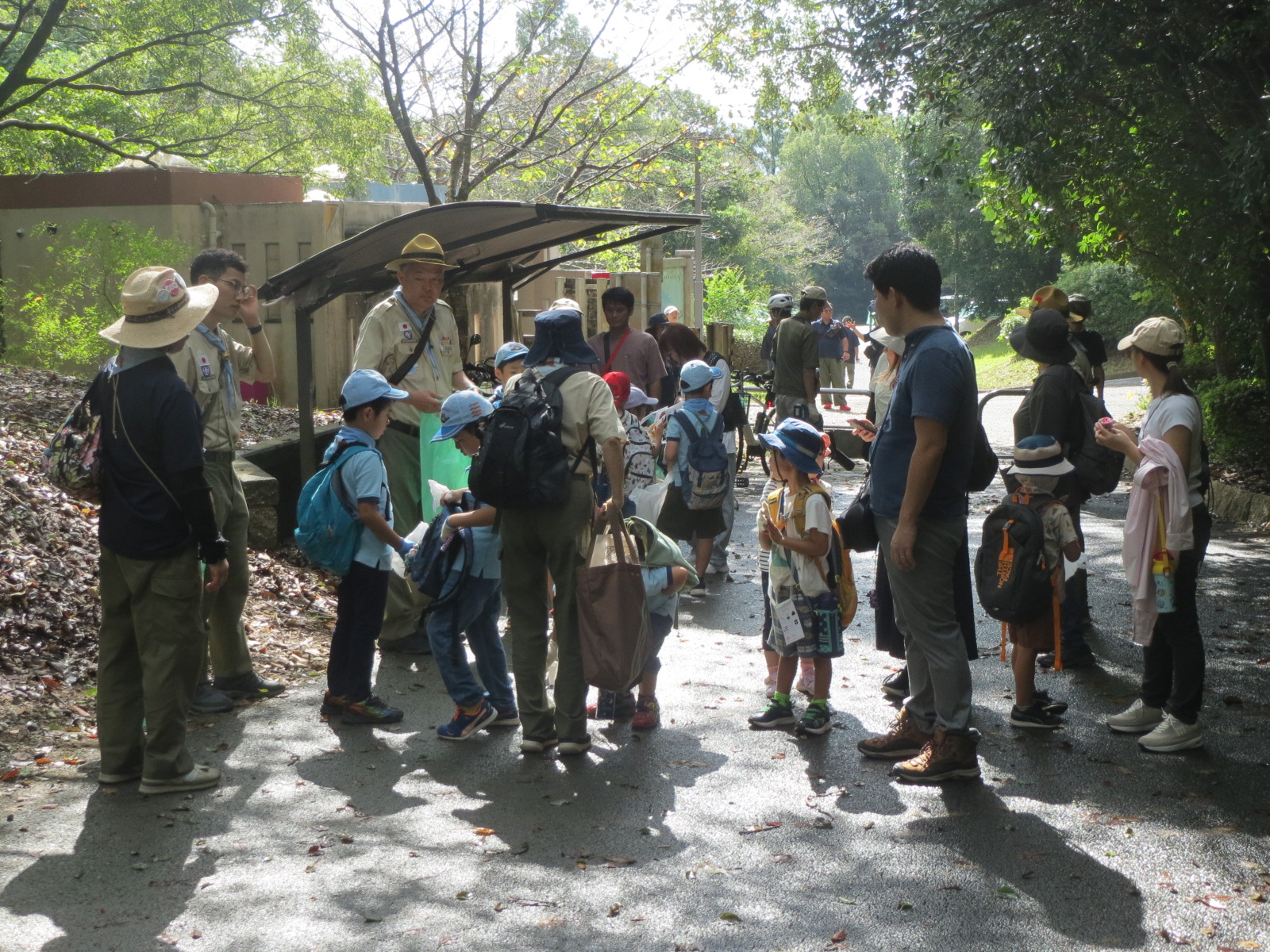 瀬板の森清掃活動 4